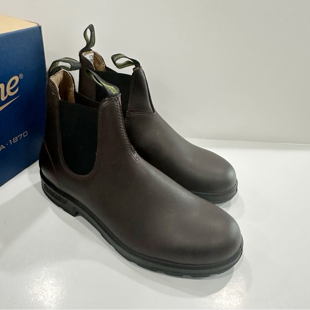Blundstone 2116 Men’s Chelsea Ankle vegan leather Boots